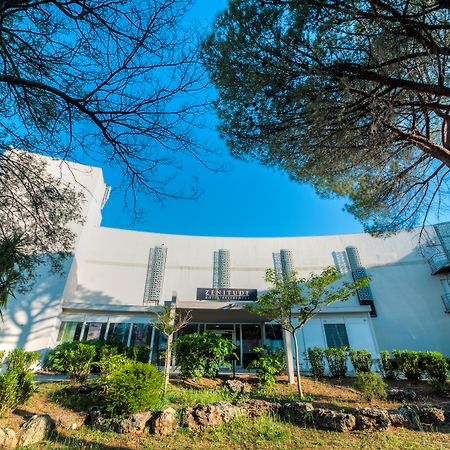 Comfort Aparthotel Frejus La Tour De Mare Buitenkant foto