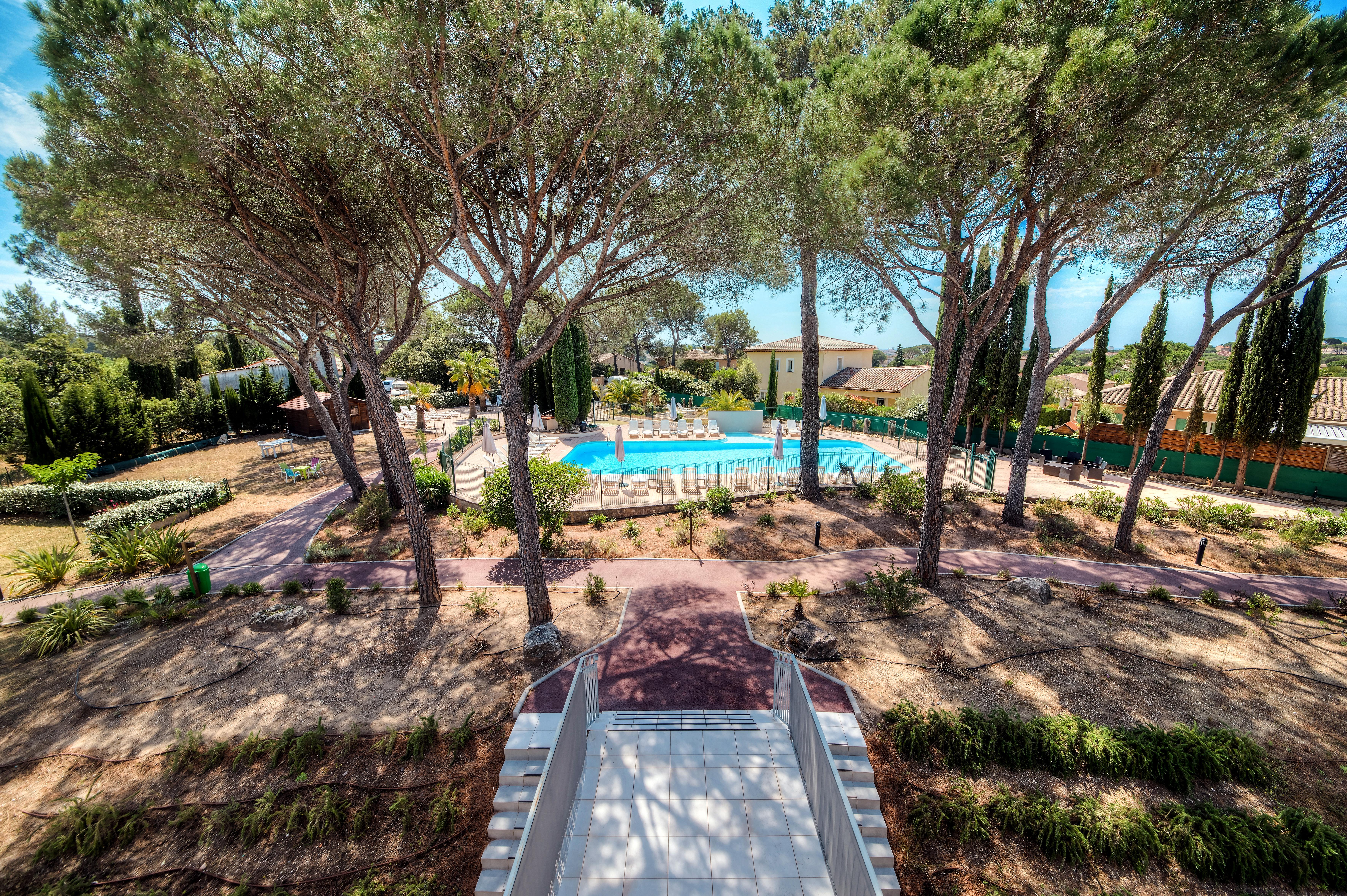 Comfort Aparthotel Frejus La Tour De Mare Buitenkant foto