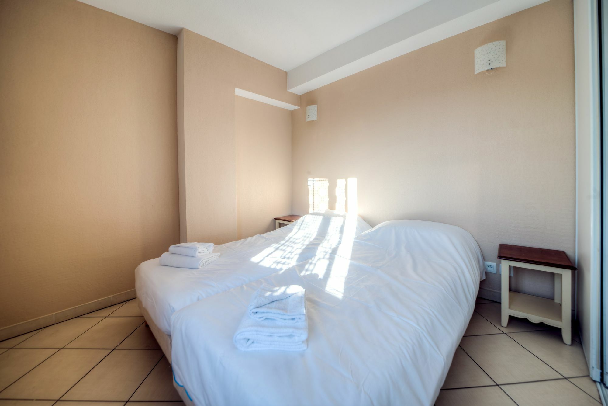 Comfort Aparthotel Frejus La Tour De Mare Buitenkant foto